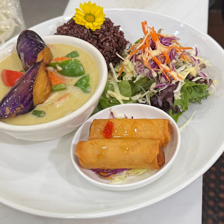 Explore Our Curry Offerings
