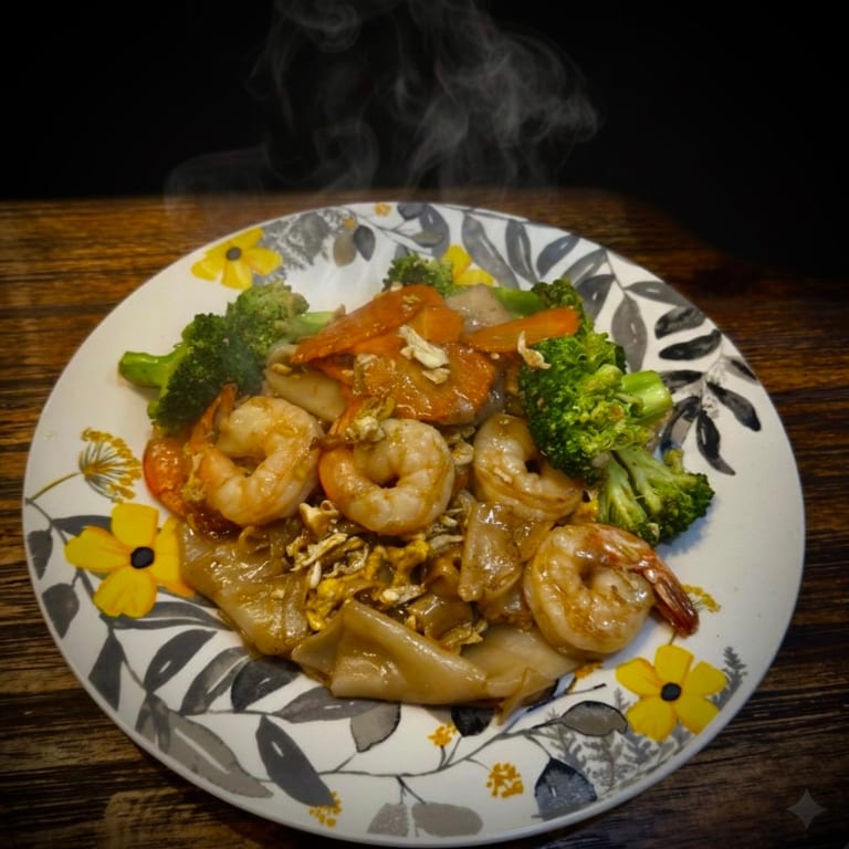 Thai Takeout: Noodles, Soup, and More